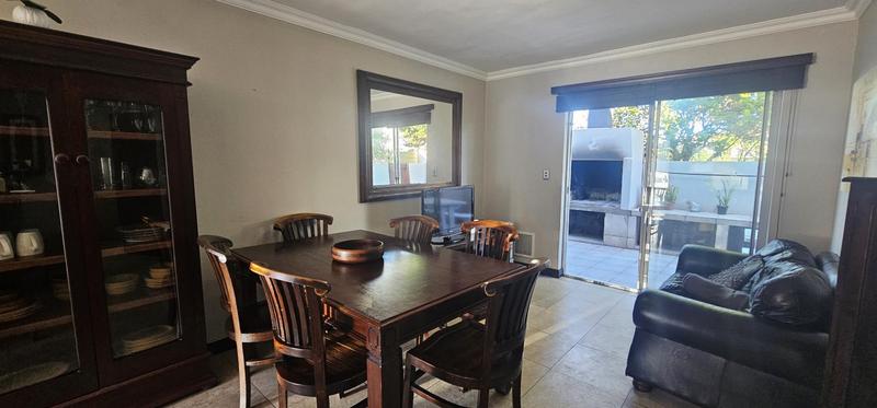 2 Bedroom Property for Sale in Middedorp Western Cape